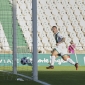 Piovaccari manda a la red y logra el gol del triunfo del Crodba ante el Lorca. Foto: Fran Prez 